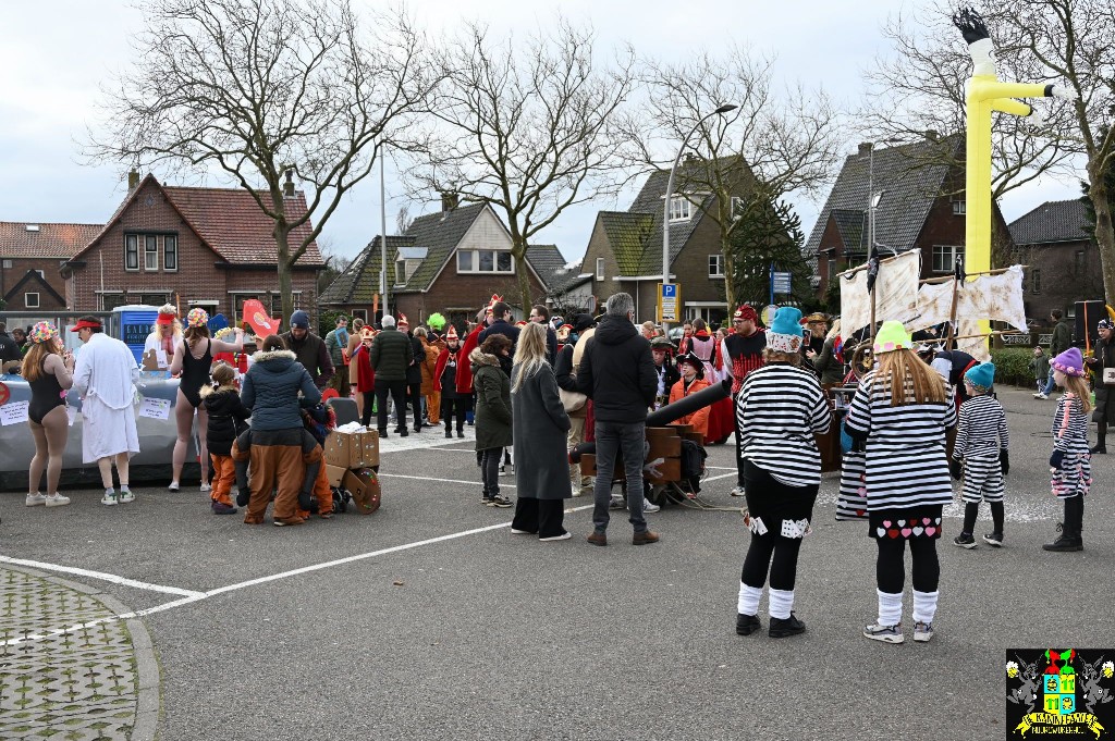 ../Images/Kinderoptocht 2025 001.jpg
